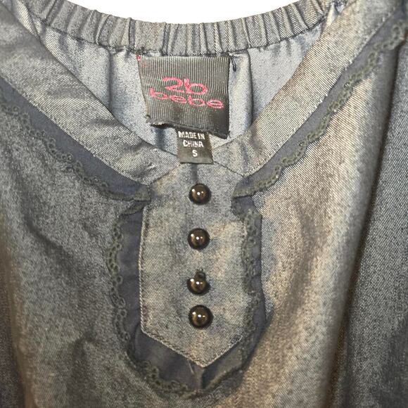 Super cute 2b Bebe black (faux denim wash look) romper - Picture 4 of 5